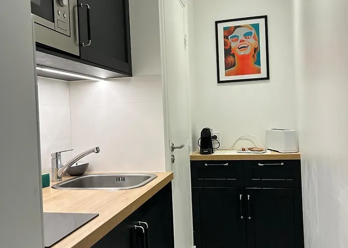 L'escale アパート *